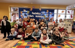 Rys. Konkurs recytatorski