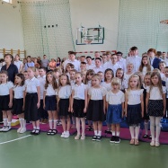 Rys. Zakończenie roku szkolnego