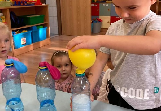 img-projekt edukacyjny mali badacze13