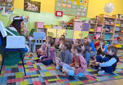 15 biblioteka